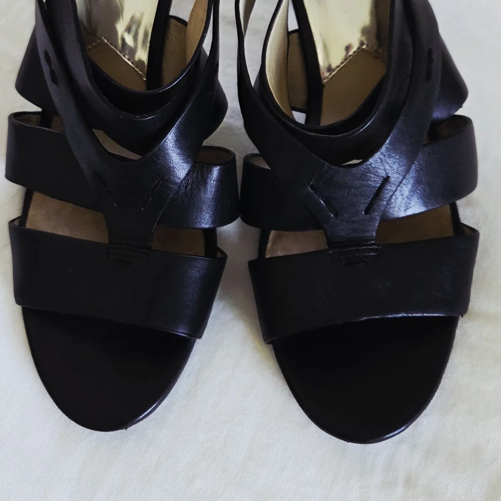 Michael Kors ✨️ Zoe Black Leather Women's Sandals Size 10